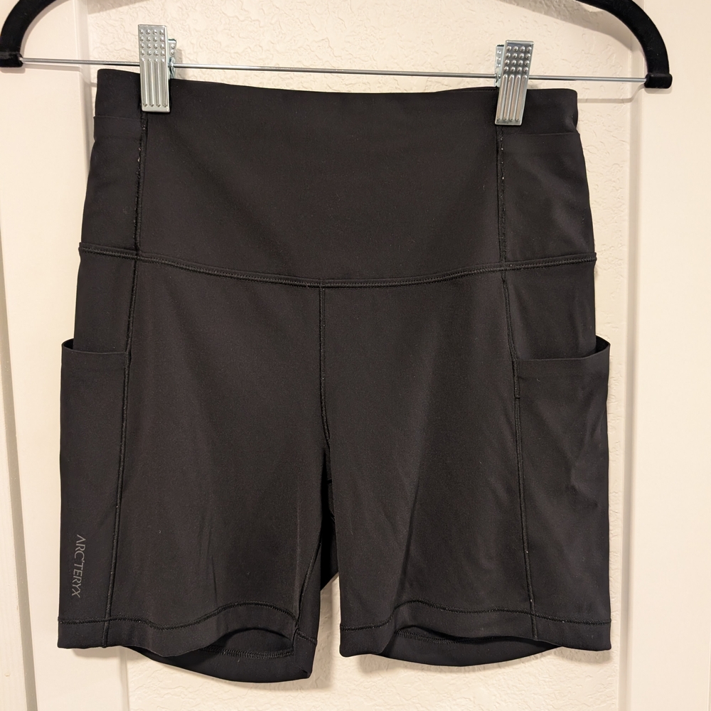 Arc'teryx Women's Black Bike Shorts